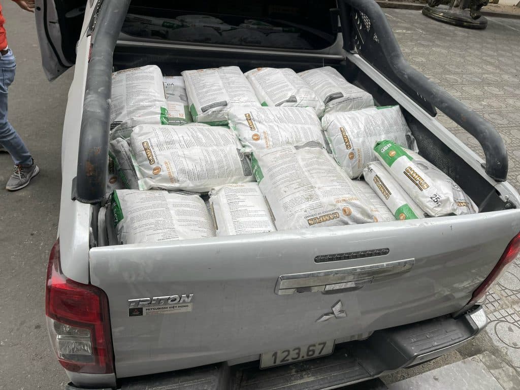 Keo dán gạch - Xoá tan nỗi lo bong tróc trong công tác ốp lát